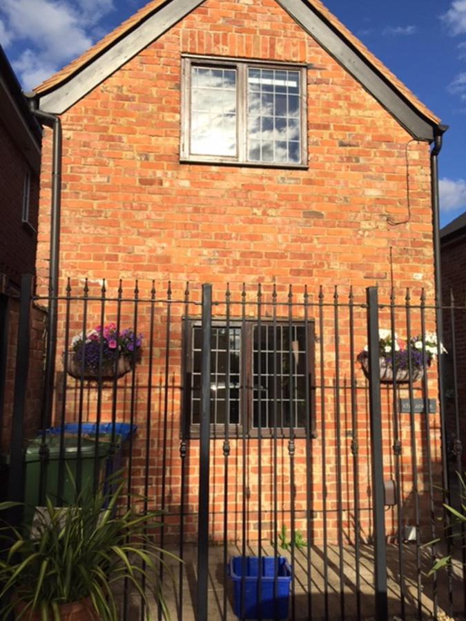 Binfield Annexe Villa Bracknell Buitenkant foto